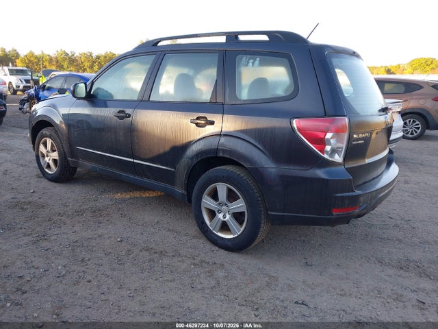 46297234 :رقم المزاد ، JF2SHABC0BG715774 vin ، 2011 Subaru Forester 2.5x مزاد بيع