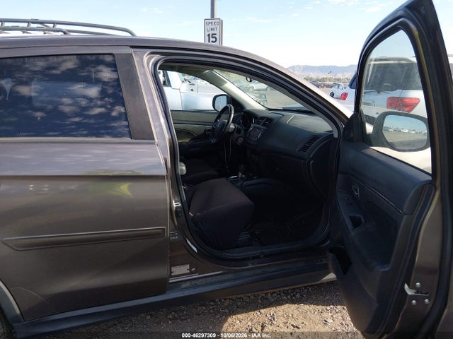 Продаж на аукціоні авто 2016 Mitsubishi Outlander Sport 2.0 Es, vin: JA4AP3AU2GZ057805, номер лоту: 46297309