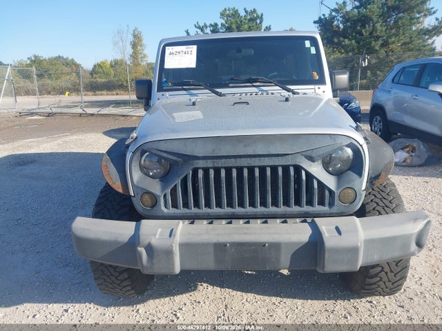 46297412 :رقم المزاد ، 1J4GA59138L653091 vin ، 2008 Jeep Wrangler Unlimited Sahara مزاد بيع