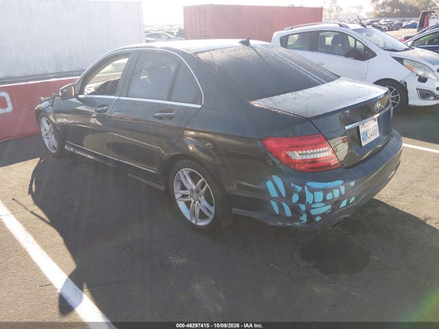 Продажа на аукционе авто 2012 Mercedes-benz C 250 Sport, vin: WDDGF4HB7CR197524, номер лота: 46297415
