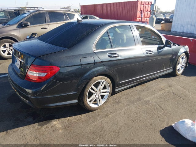 Продажа на аукционе авто 2012 Mercedes-benz C 250 Sport, vin: WDDGF4HB7CR197524, номер лота: 46297415