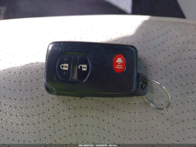 2014 Toyota Prius Two მანქანა იყიდება აუქციონზე, vin: JTDKN3DU8E0376218, აუქციონის ნომერი: 46297425