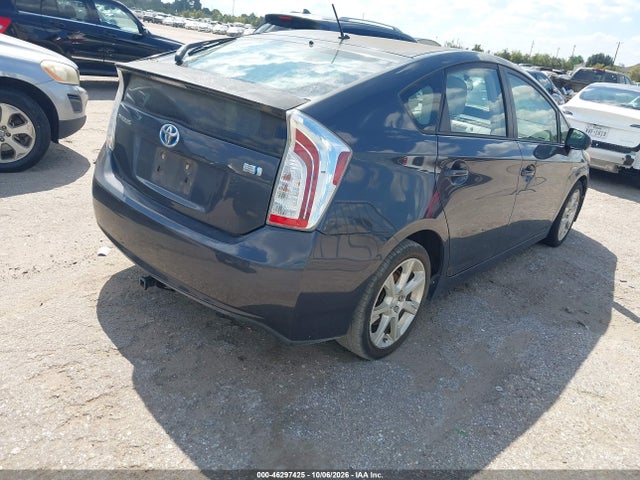 2014 Toyota Prius Two მანქანა იყიდება აუქციონზე, vin: JTDKN3DU8E0376218, აუქციონის ნომერი: 46297425