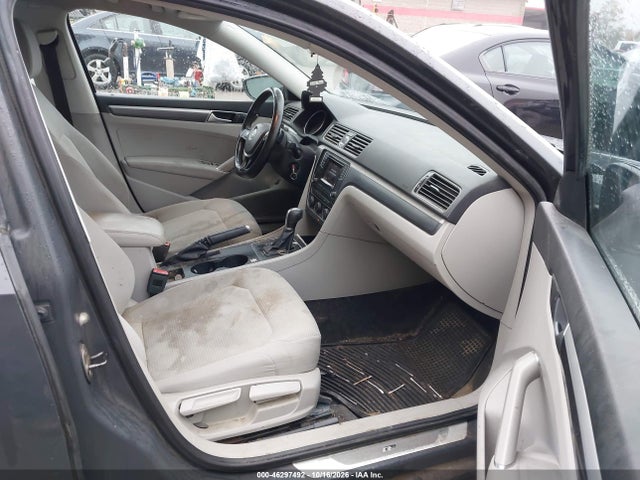 Продаж на аукціоні авто 2016 Volkswagen Passat 1.8t R-line, vin: 1VWAT7A34GC052556, номер лоту: 46297492