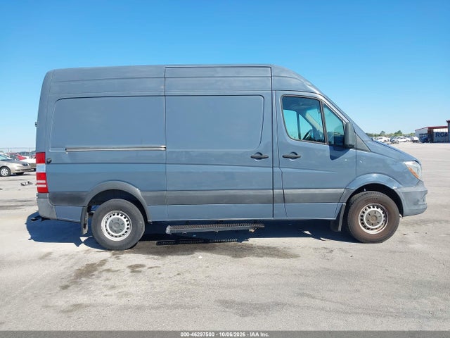 46297500 :رقم المزاد ، WD3PE7CDXJP639786 vin ، 2018 Mercedes-benz Sprinter 2500 Standard Roof V6 مزاد بيع