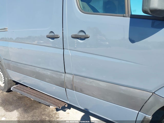 46297500 :رقم المزاد ، WD3PE7CDXJP639786 vin ، 2018 Mercedes-benz Sprinter 2500 Standard Roof V6 مزاد بيع