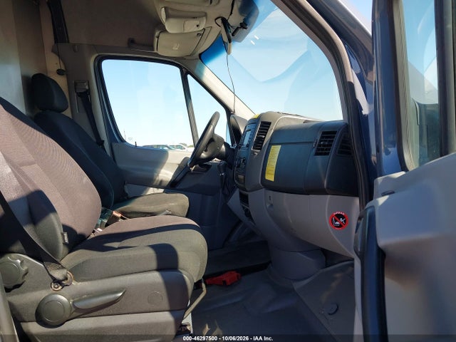 46297500 :رقم المزاد ، WD3PE7CDXJP639786 vin ، 2018 Mercedes-benz Sprinter 2500 Standard Roof V6 مزاد بيع