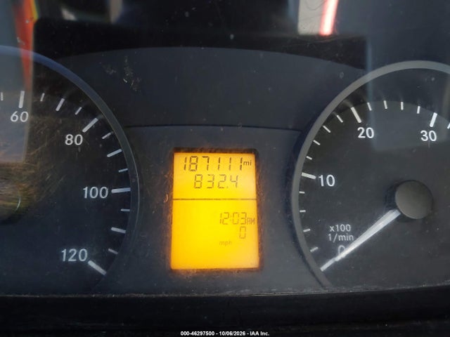 46297500 :رقم المزاد ، WD3PE7CDXJP639786 vin ، 2018 Mercedes-benz Sprinter 2500 Standard Roof V6 مزاد بيع