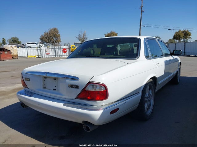 Продаж на аукціоні авто 1998 Jaguar Xjr, vin: SAJPX1840WC817226, номер лоту: 46297537