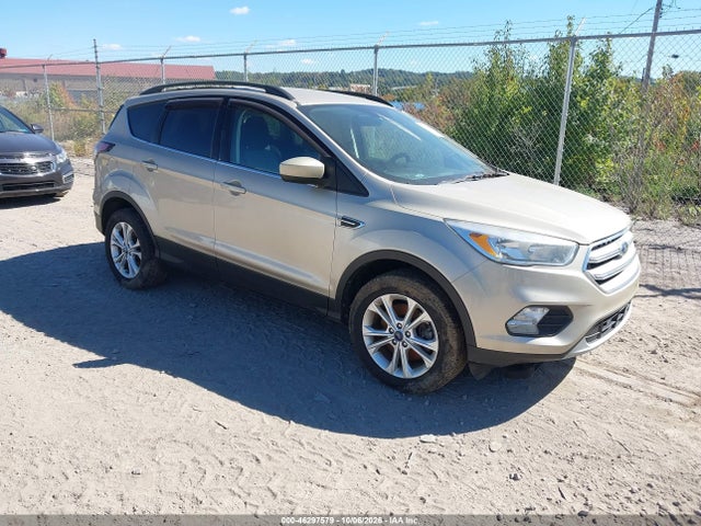 46297579 :رقم المزاد ، 1FMCU9GD8JUB69588 vin ، 2018 Ford Escape Se مزاد بيع