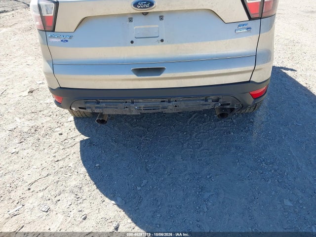 46297579 :رقم المزاد ، 1FMCU9GD8JUB69588 vin ، 2018 Ford Escape Se مزاد بيع