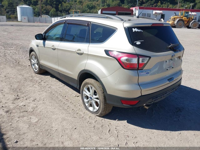 46297579 :رقم المزاد ، 1FMCU9GD8JUB69588 vin ، 2018 Ford Escape Se مزاد بيع