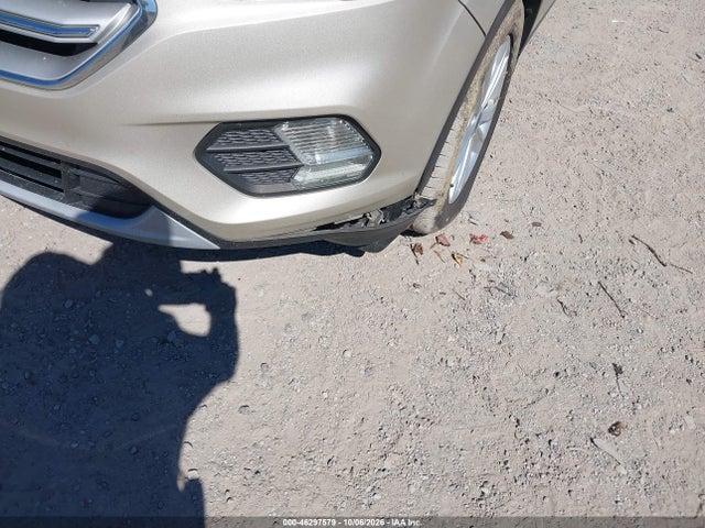 46297579 :رقم المزاد ، 1FMCU9GD8JUB69588 vin ، 2018 Ford Escape Se مزاد بيع
