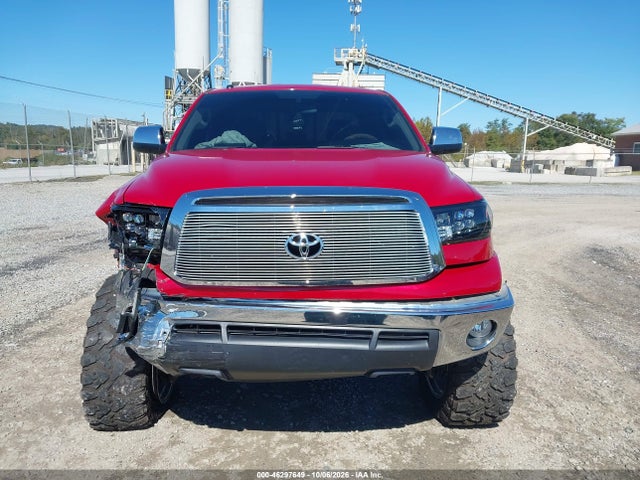 46297649 :رقم المزاد ، 5TFUW5F14DX285201 vin ، 2013 Toyota Tundra Grade 5.7l V8 مزاد بيع