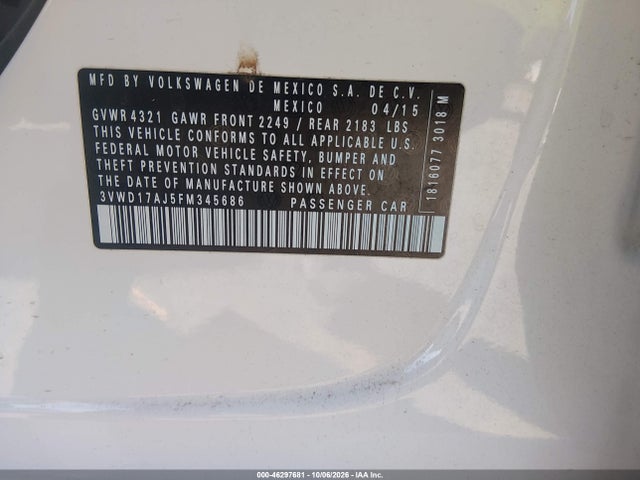 46297681 :رقم المزاد ، 3VWD17AJ5FM345686 vin ، 2015 Volkswagen Jetta 1.8t Sport مزاد بيع