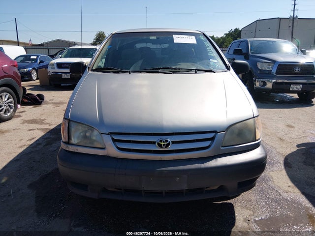 Aukcja sprzedaży 2001 Toyota Sienna Ce, vin: 4T3ZF19C81U351504, numer aukcji: 46297724
