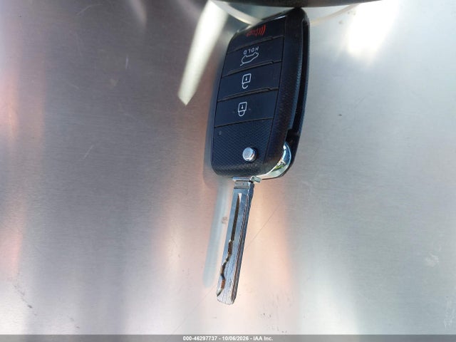 KIA Soul 2018 KNDJN2A2XJ7572414 Image 11