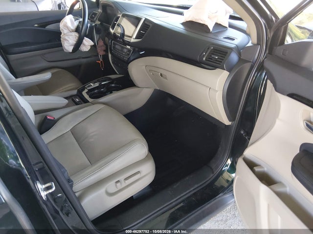 Продажа на аукционе авто 2017 Honda Pilot Elite, vin: 5FNYF6H00HB014101, номер лота: 46297752