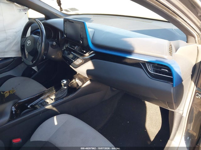 46297962 :رقم المزاد ، NMTKHMBX4KR088519 vin ، 2019 Toyota C-hr Xle مزاد بيع