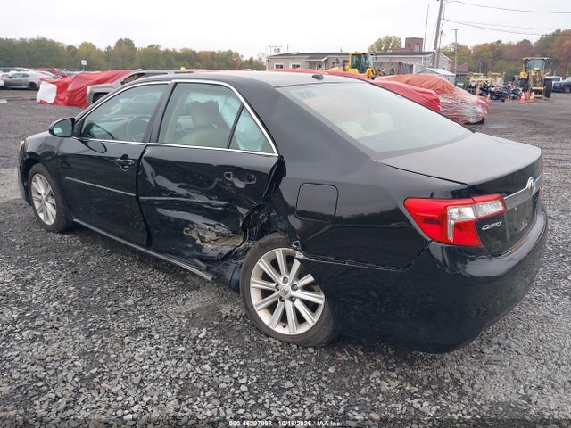 46297998 :رقم المزاد ، 4T1BK1FKXEU024688 vin ، 2014 Toyota Camry Xle V6 مزاد بيع