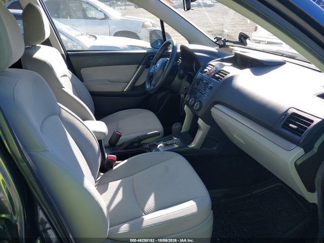 Subaru Forester 2.5i Premium 2015 JF2SJADC4FH836597 Image 5