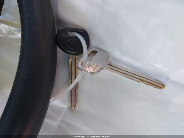 Продажа на аукционе авто 2005 Toyota Rav4, vin: JTEGD20V050054329, номер лота: 46298333