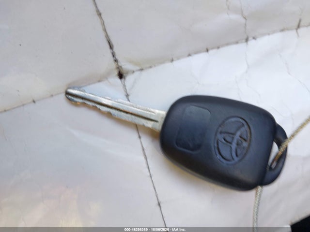 2T1BURHE3EC220151 Toyota COROLLA LE
