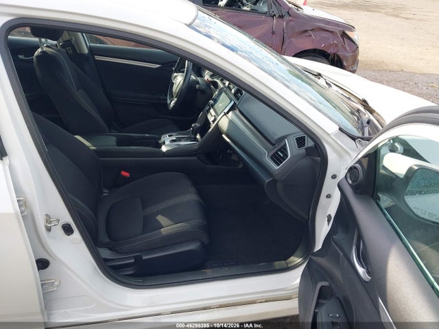 Продаж на аукціоні авто 2019 Honda Civic Ex, vin: 19XFC1F31KE015481, номер лоту: 46298395