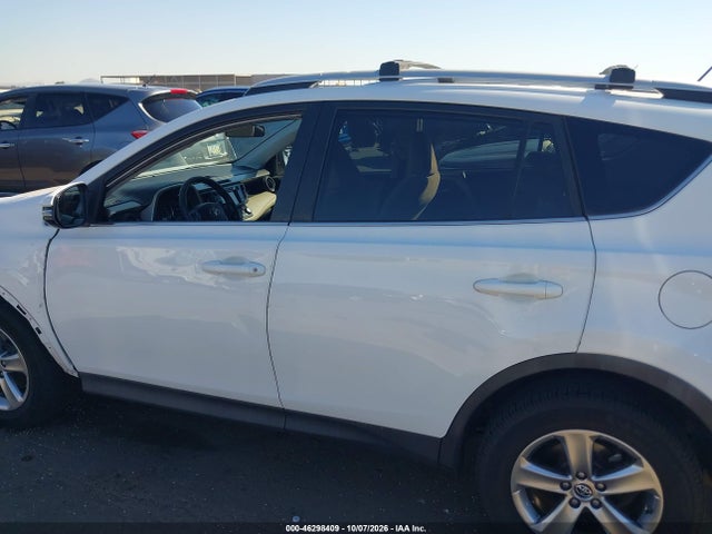 Toyota Rav4 Xle 2015 2T3WFREV1FW174875 Image 14