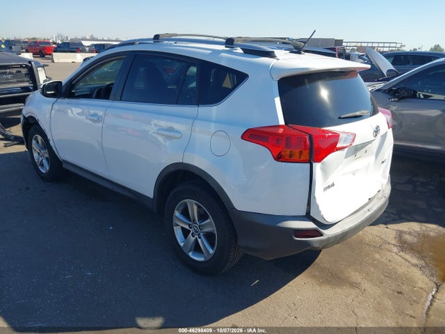 Toyota Rav4 Xle 2015 2T3WFREV1FW174875 Image 3