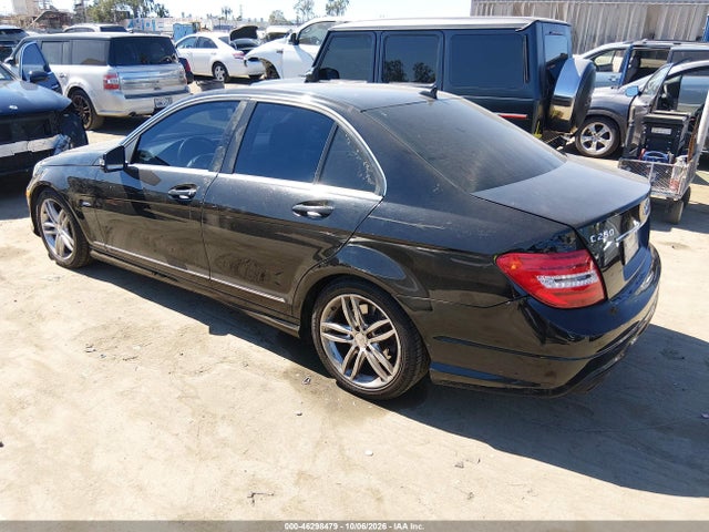 Продажа на аукционе авто 2012 Mercedes-benz C 250 Sport, vin: WDDGF4HB2CR213726, номер лота: 46298479