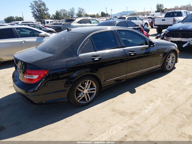 Продажа на аукционе авто 2012 Mercedes-benz C 250 Sport, vin: WDDGF4HB2CR213726, номер лота: 46298479