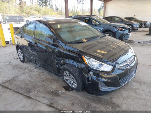 2017 KMHCT4AE5HU335020 zdjęcie główne