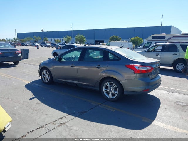 Ford FOCUS SE 2014 1FADP3F28EL222188 Image 3
