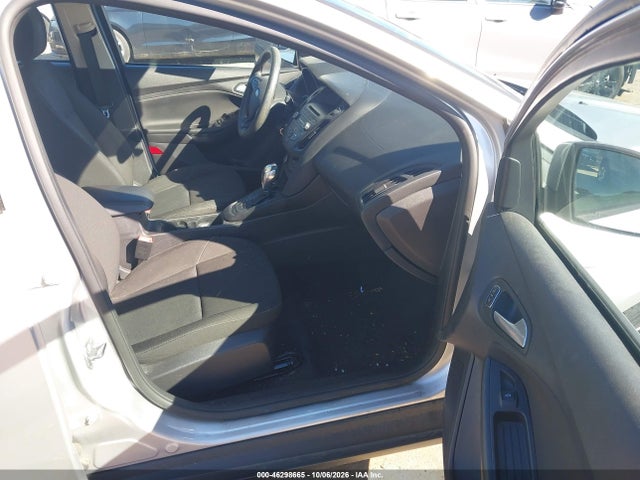 Ford FOCUS SE 2015 1FADP3F22FL204691 Image 5