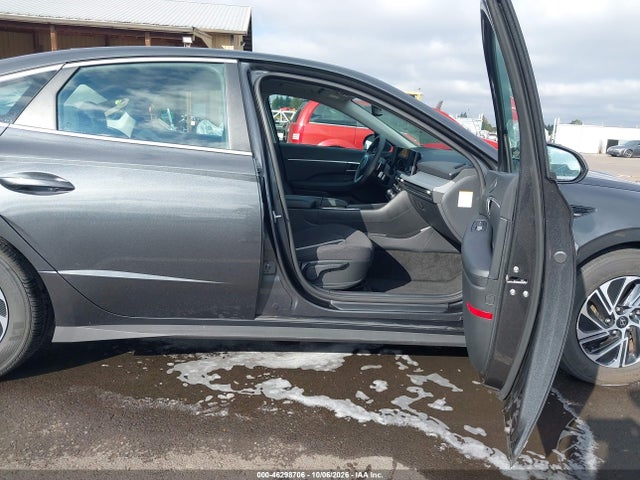 2026 Hyundai Sonata Hybrid Blue მანქანა იყიდება აუქციონზე, vin: KMHL24JJ4TA157563, აუქციონის ნომერი: 46298706