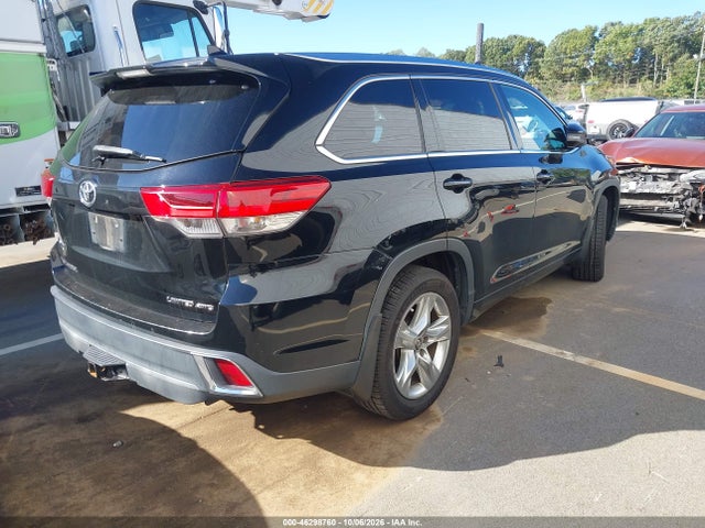 2017 Toyota Highlander Limited მანქანა იყიდება აუქციონზე, vin: 5TDDZRFH3HS482285, აუქციონის ნომერი: 46298760