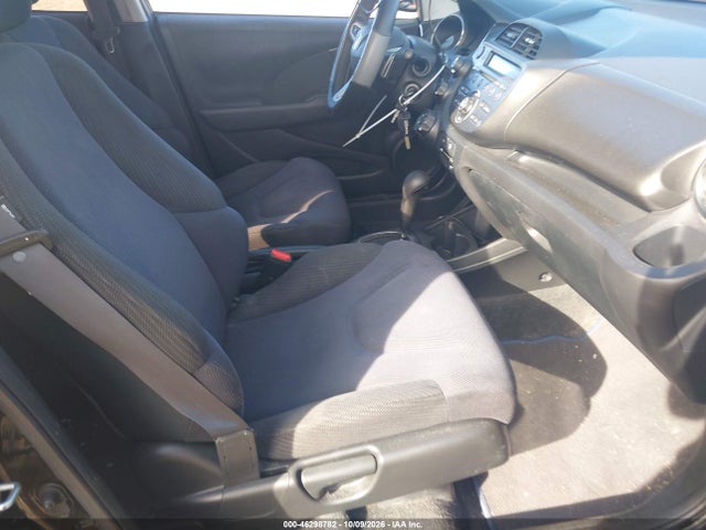 46298782 :رقم المزاد ، JHMGE8H50DC071023 vin ، 2013 Honda Fit Sport مزاد بيع