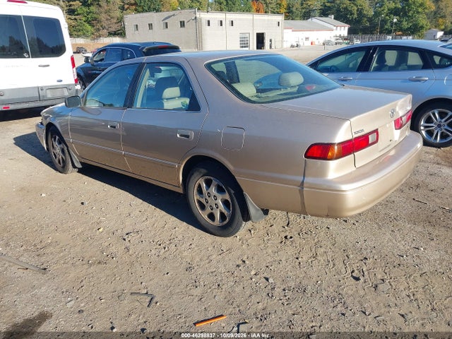 46298837 :رقم المزاد ، JT2BF28KXX0213775 vin ، 1999 Toyota Camry Xle V6 مزاد بيع