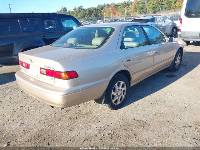 46298837 :رقم المزاد ، JT2BF28KXX0213775 vin ، 1999 Toyota Camry Xle V6 مزاد بيع