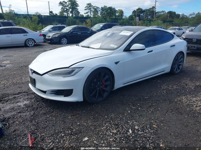 Tesla Model S 60d/70d/75d/85d/90d 2016 5YJSA1E26GF159297 Image 2