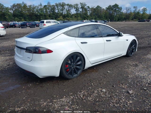 Tesla Model S 60d/70d/75d/85d/90d 2016 5YJSA1E26GF159297 Image 4