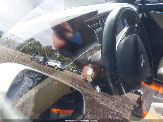Tesla Model S 60d/70d/75d/85d/90d 2016 5YJSA1E26GF159297 Image 7