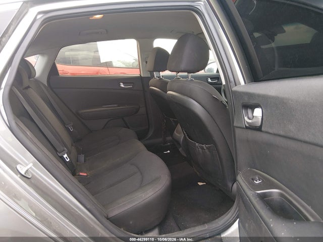 46299110 :رقم المزاد ، 5XXGT4L3XGG111540 vin ، 2016 Kia Optima Lx مزاد بيع