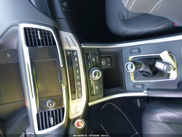Продажа на аукционе авто 2015 Honda Accord Ex-l V-6, vin: 1HGCT2A8XFA009037, номер лота: 46299219