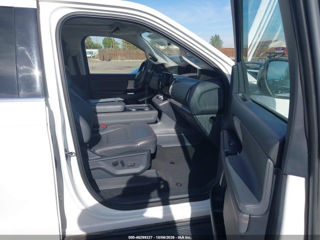 2025 Ford Expedition Active მანქანა იყიდება აუქციონზე, vin: 1FMJU1J84SEA20899, აუქციონის ნომერი: 46299327