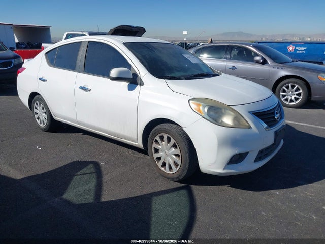 46299344 :رقم المزاد ، 3N1CN7AP1DL889311 vin ، 2013 Nissan Versa 1.6 Sv مزاد بيع