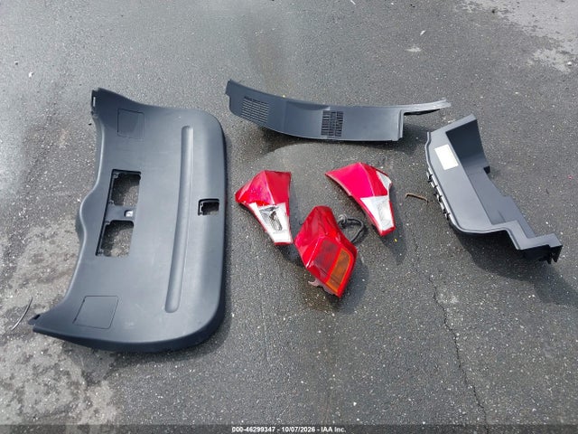Продаж на аукціоні авто 2015 Toyota Rav4 Le, vin: JTMBFREV9FD173291, номер лоту: 46299347