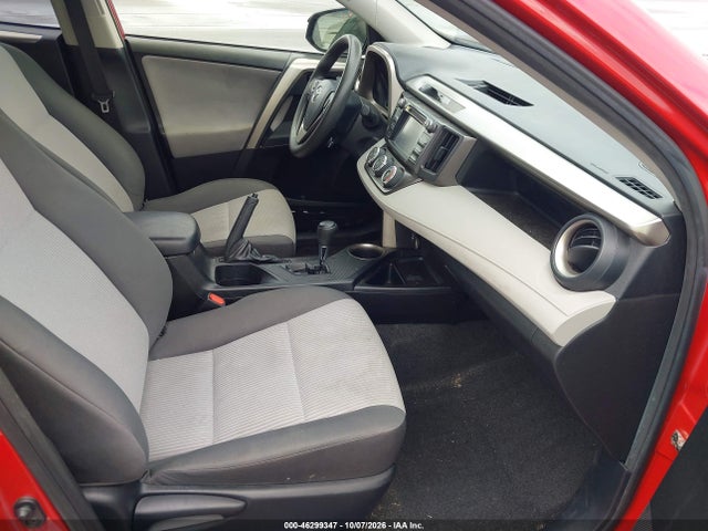 Продаж на аукціоні авто 2015 Toyota Rav4 Le, vin: JTMBFREV9FD173291, номер лоту: 46299347