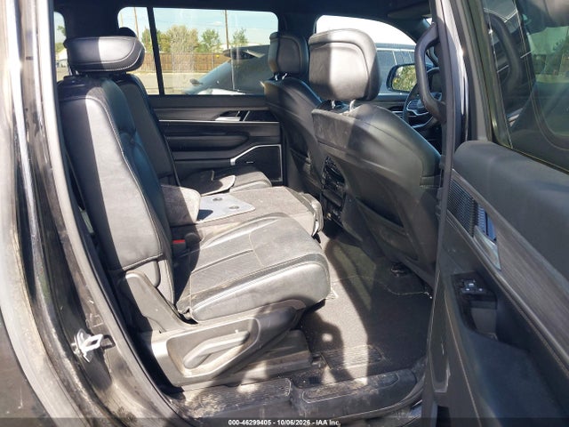 Продажа на аукционе авто 2024 Jeep Wagoneer L Series Ii 4x4, vin: 1C4SJSBP3RS172911, номер лота: 46299405